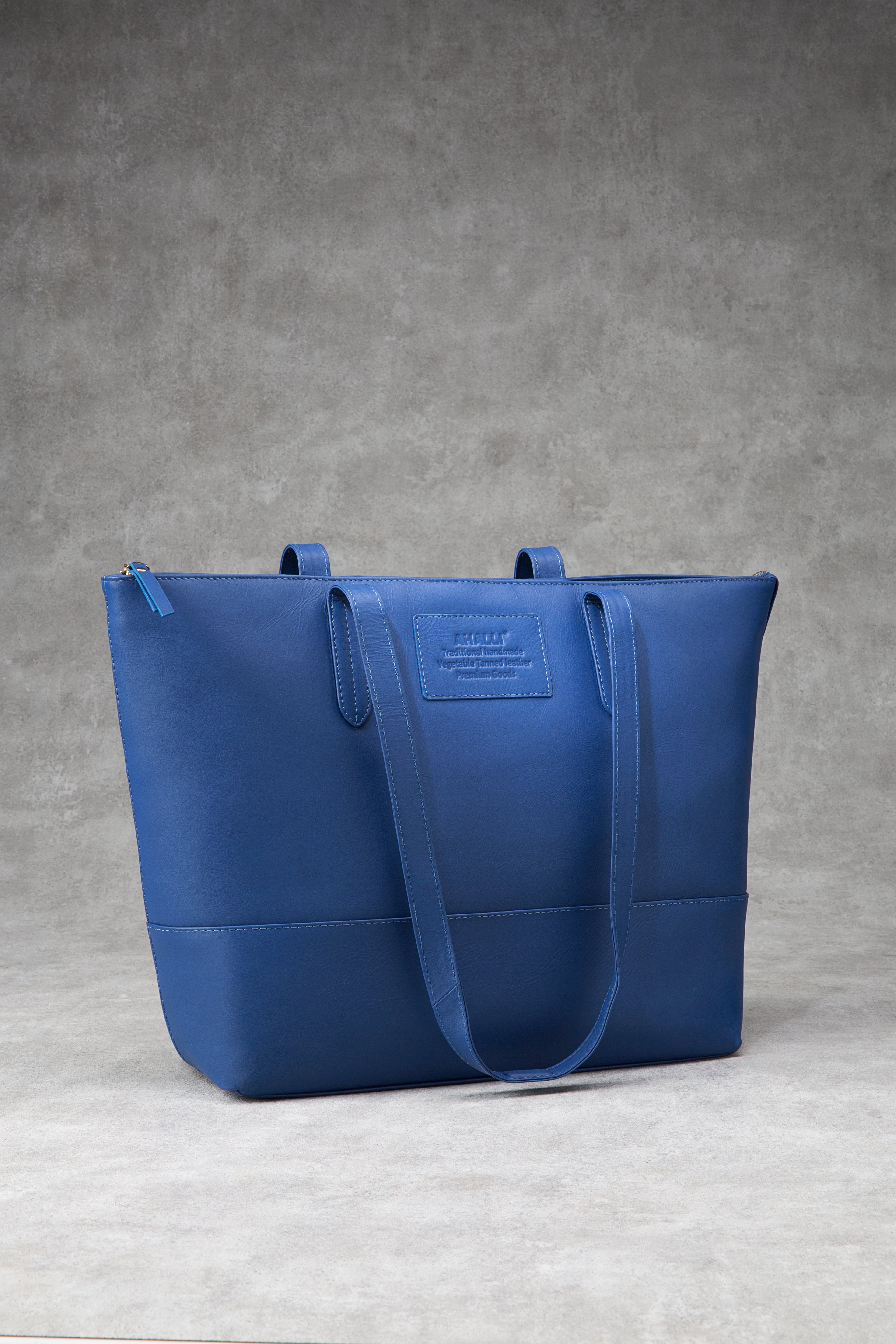 Classique Leather Tote