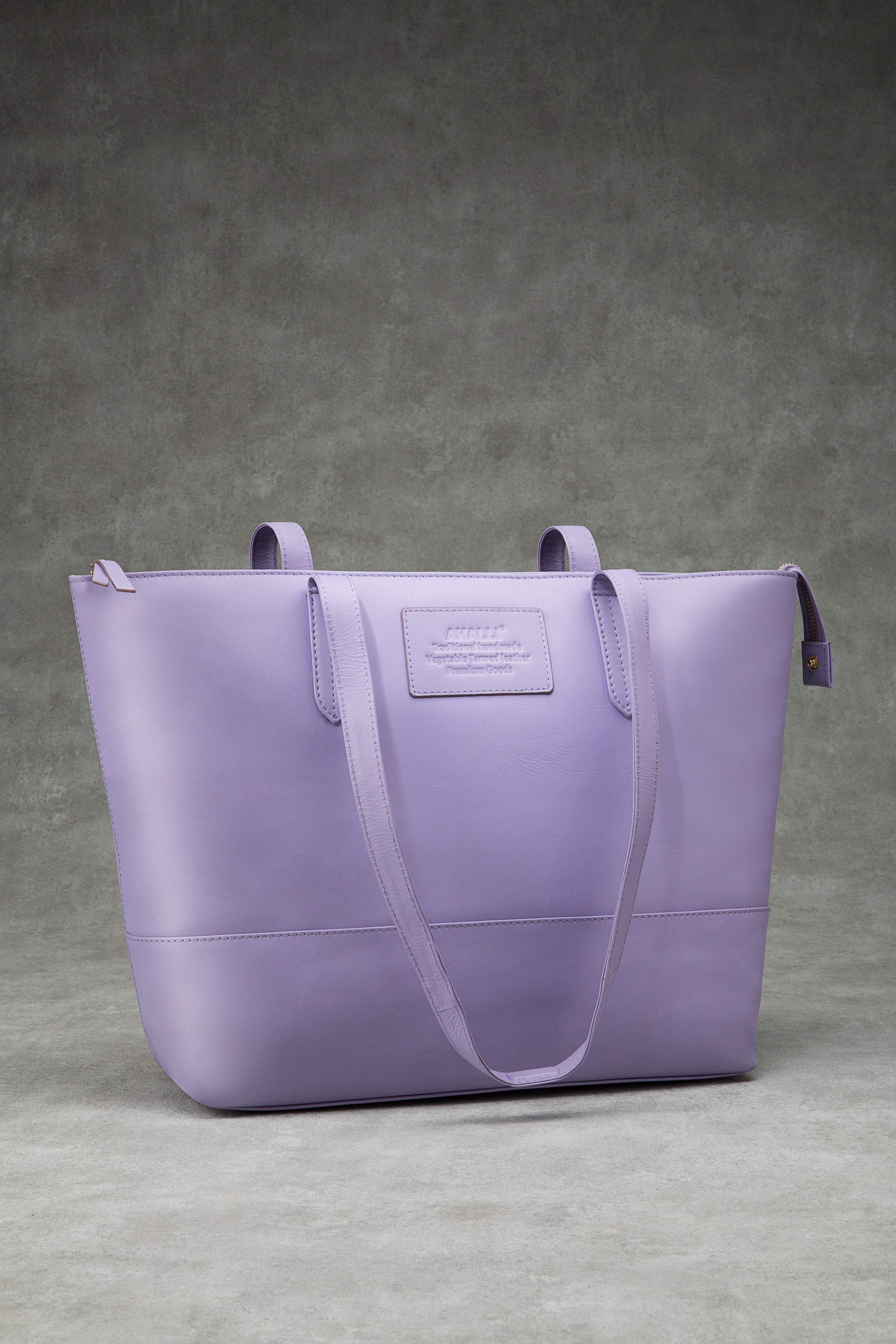 Classique Leather Tote