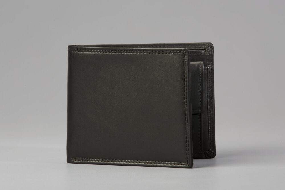 Taut Mens Wallet